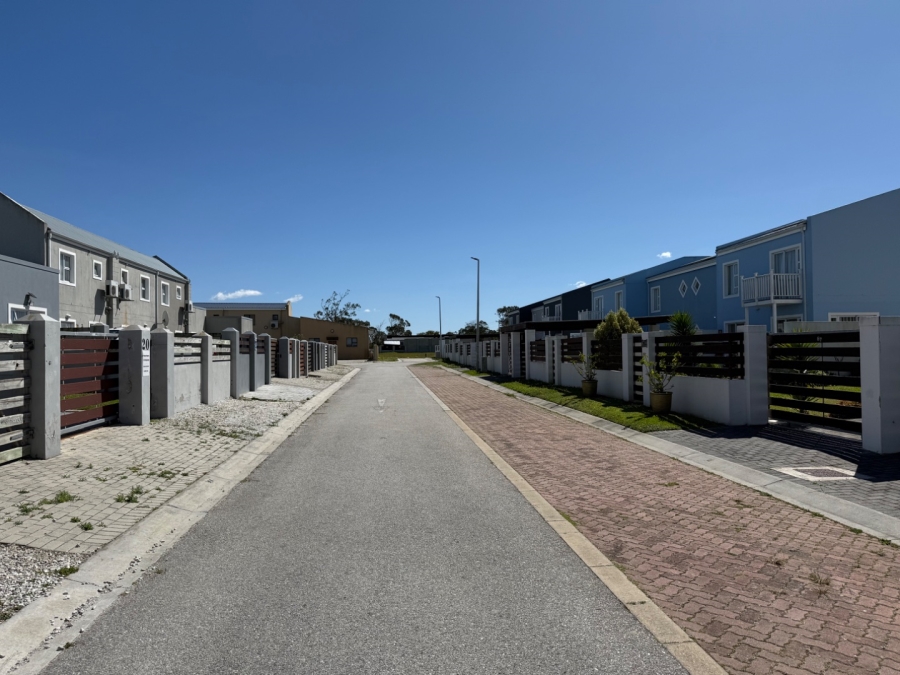 2 Bedroom Property for Sale in Parsonsvlei Eastern Cape